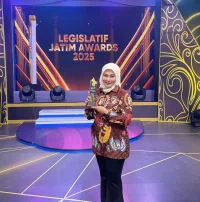 Srikandi Gerindra Surabaya Sabet JTV Award 2025